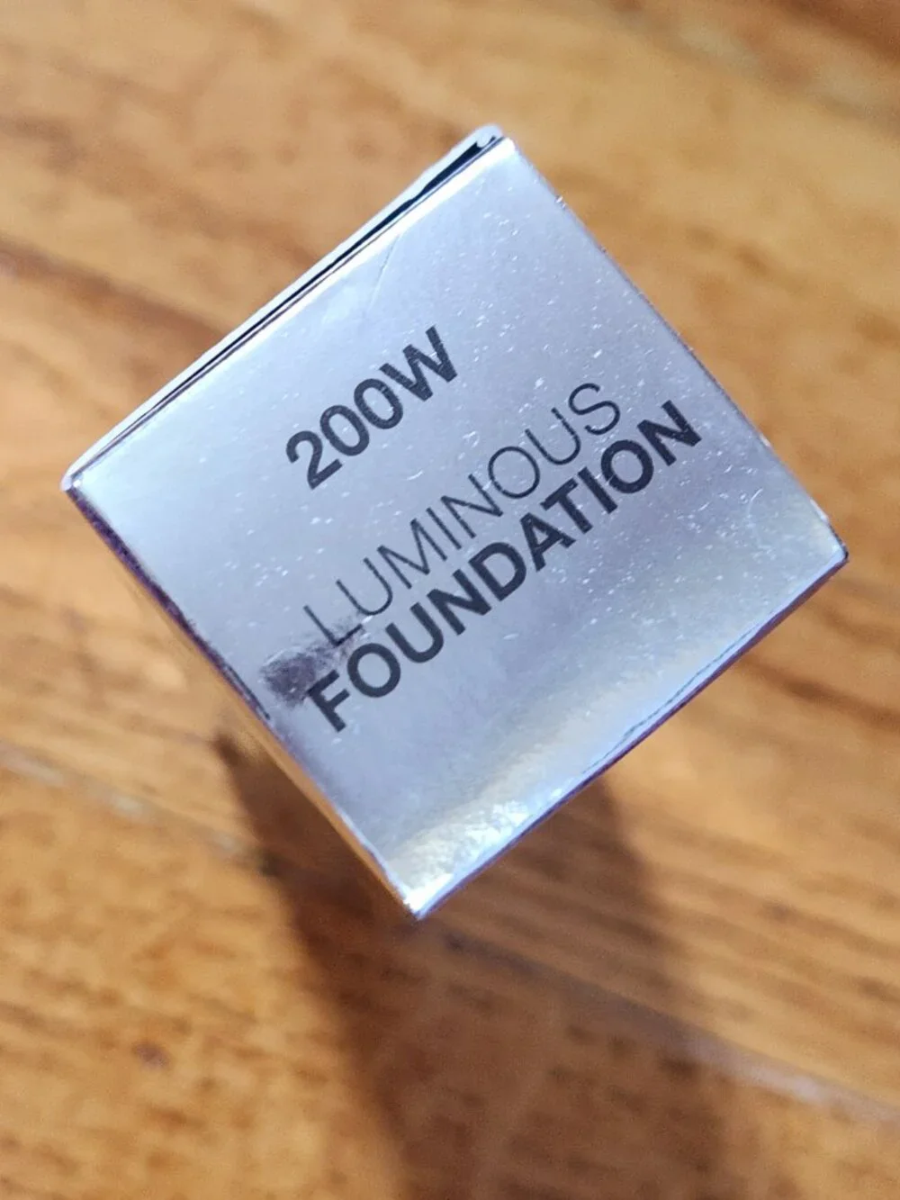 Anastasia Beverly Hills: Luminous Foundation: 210N